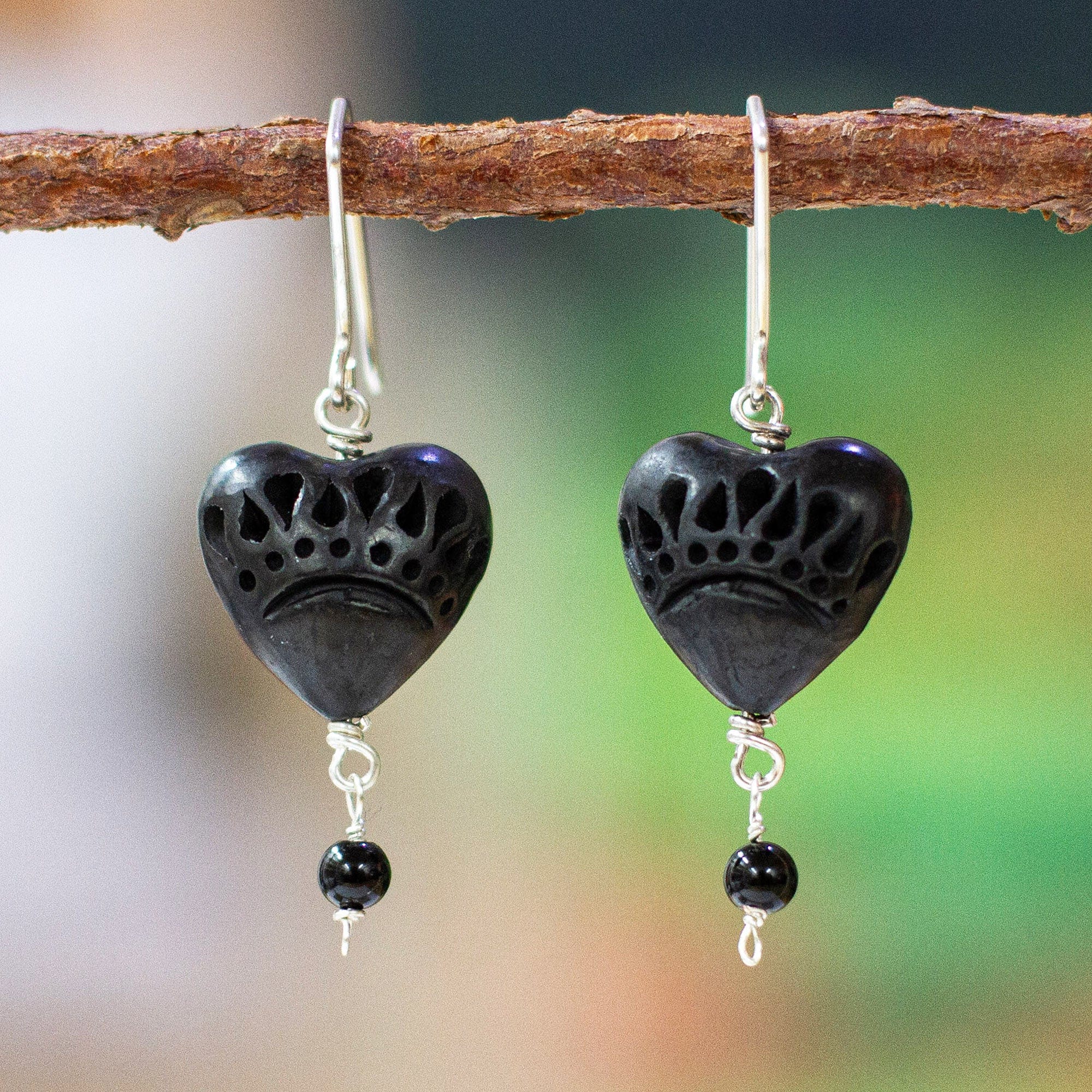 Romantic Heart-Shaped Barro Negro and Onyx Dangle Earrings - Barro Negro Passion